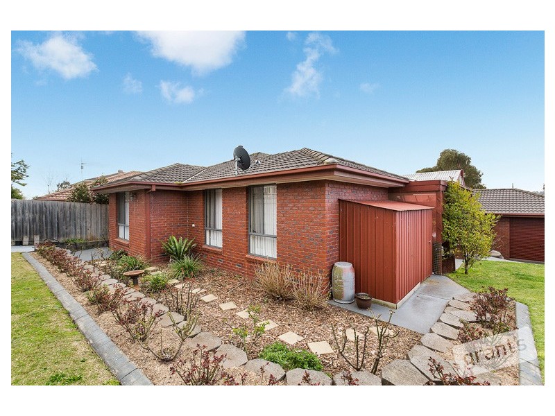 24 Highfielde Avenue, Berwick VIC 3806