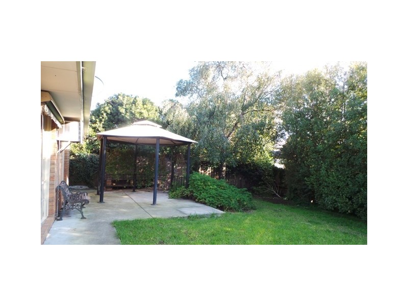 56 Strathavan Drive, Berwick VIC 3806
