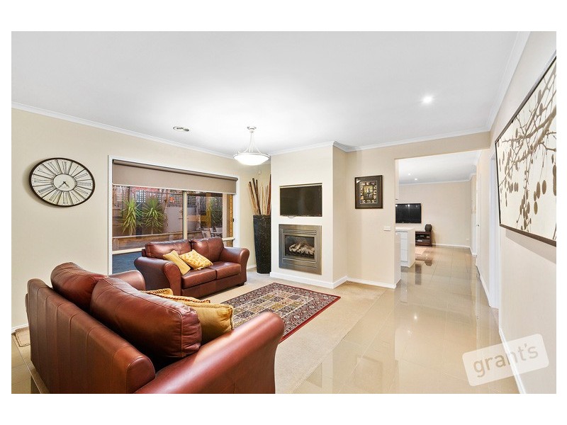 64 Chirnside Road, Berwick VIC 3806