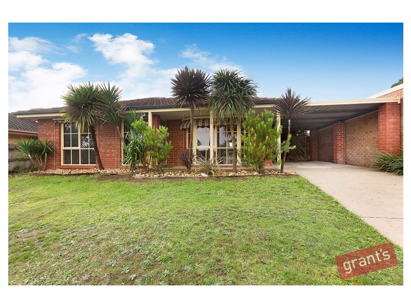 5 Garnet Close, Narre Warren VIC 3805