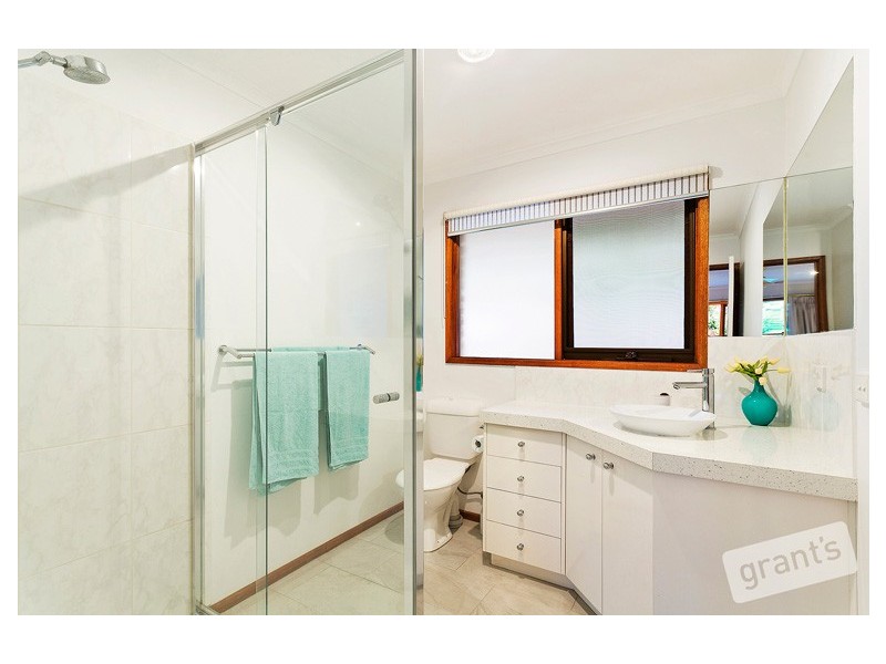 80 Quamby Road, Guys Hill VIC 3807