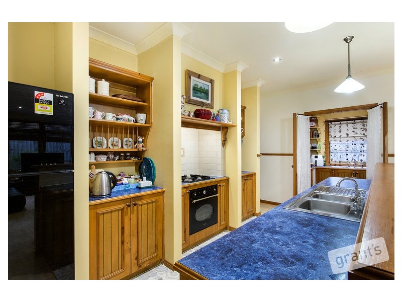 15 Glenside Walk, Berwick VIC 3806