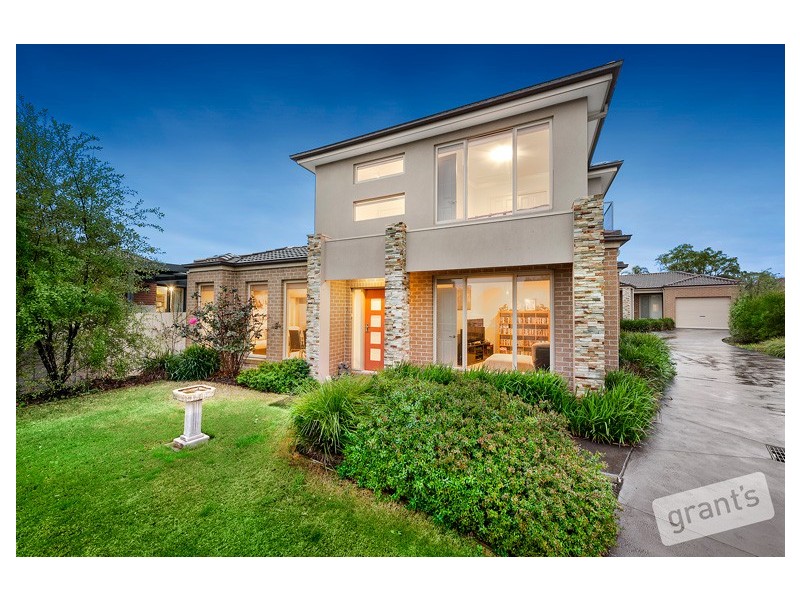1/4 Daniher Close, Berwick VIC 3806