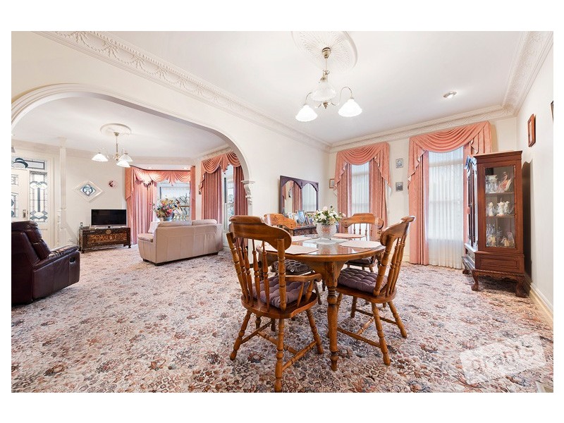 1A Michael Court, Berwick VIC 3806