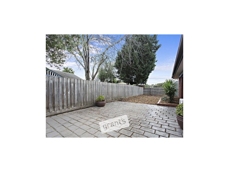 19 Nana Walk, Narre Warren South VIC 3805