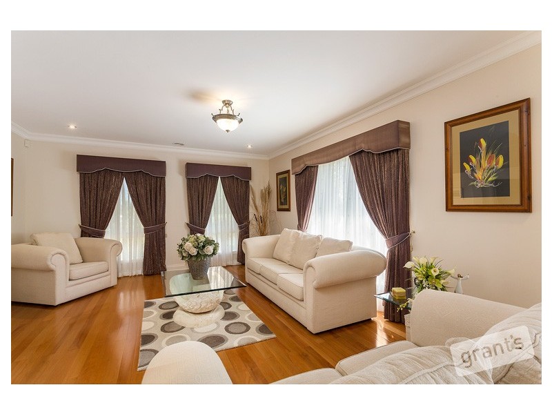 12 John Joseph Court, Narre Warren North VIC 3804