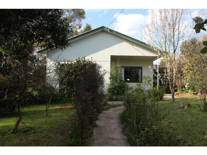 21 Grundy Avenue, Nyora VIC 3987