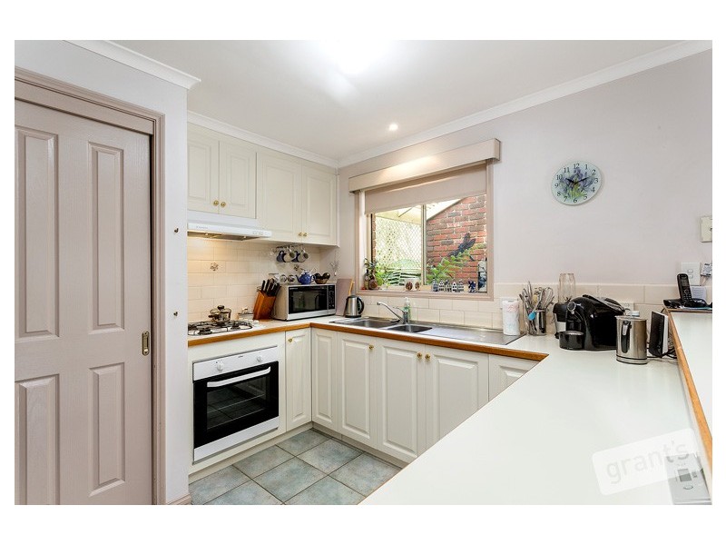 32 Allunga Parade, Berwick VIC 3806