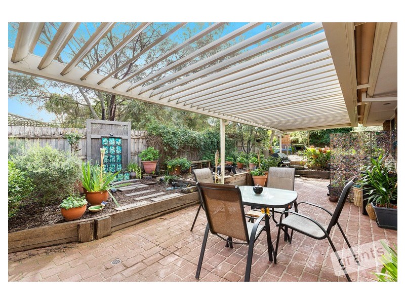 32 Allunga Parade, Berwick VIC 3806