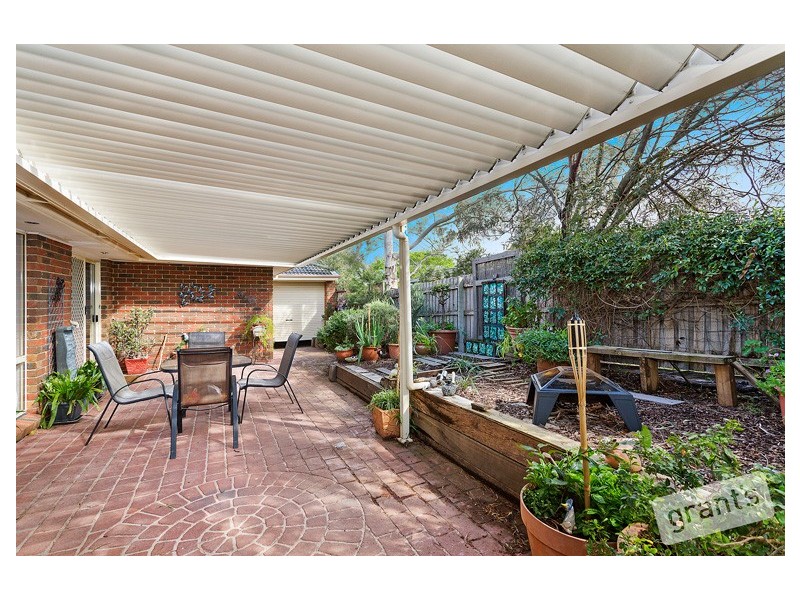 32 Allunga Parade, Berwick VIC 3806