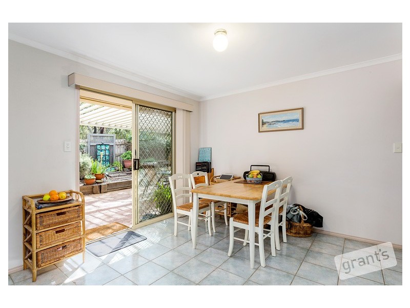 32 Allunga Parade, Berwick VIC 3806