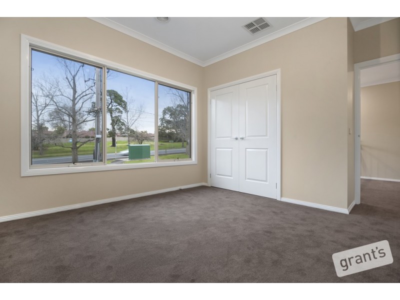 1/151 High Street, Berwick VIC 3806