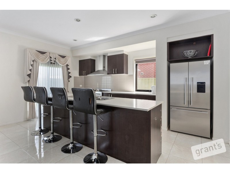 60 Park Orchard Drive, Pakenham VIC 3810