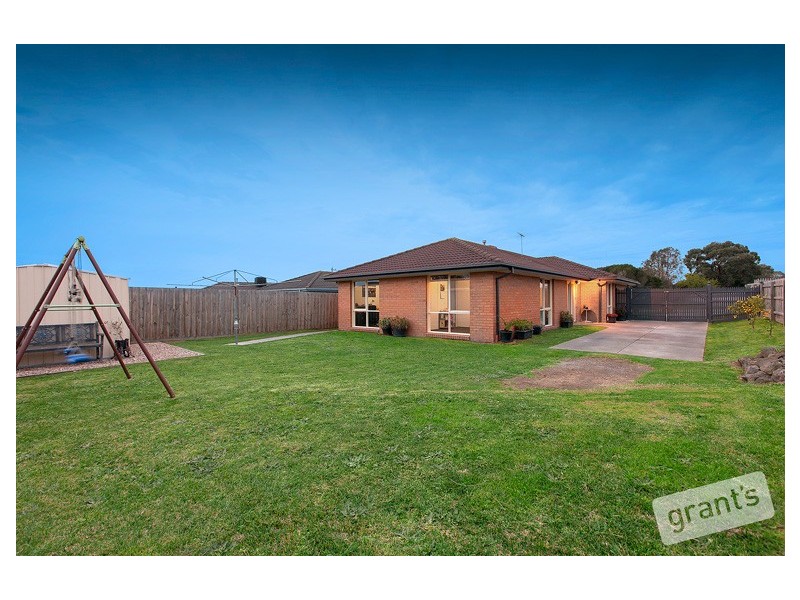 69 Homestead Road, Berwick VIC 3806