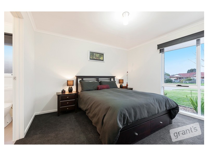 69 Homestead Road, Berwick VIC 3806