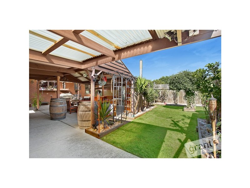 45 Wallace Road, Cranbourne VIC 3977