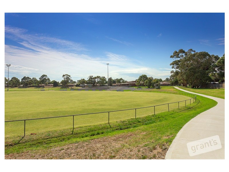 45 Wallace Road, Cranbourne VIC 3977