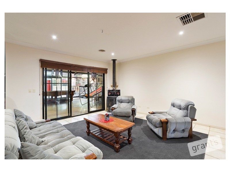 435 Bass Highway, Lang Lang VIC 3984