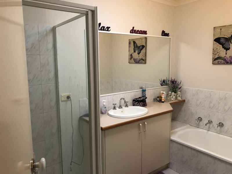 2/7-8 Harmon Close, Berwick VIC 3806