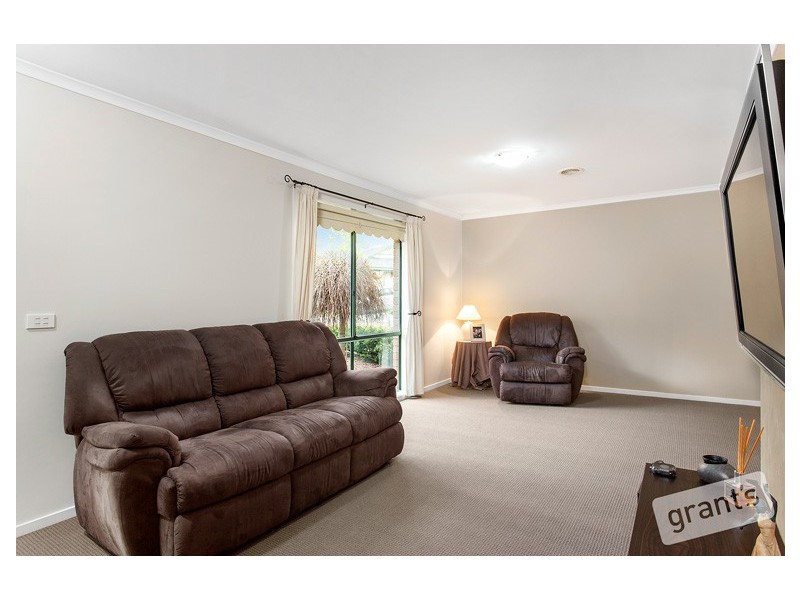 2 Bree Court, Berwick VIC 3806