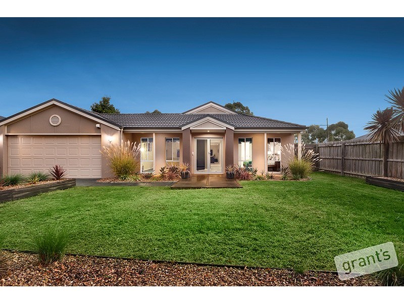 2 Scott Lee Drive, Beaconsfield VIC 3807