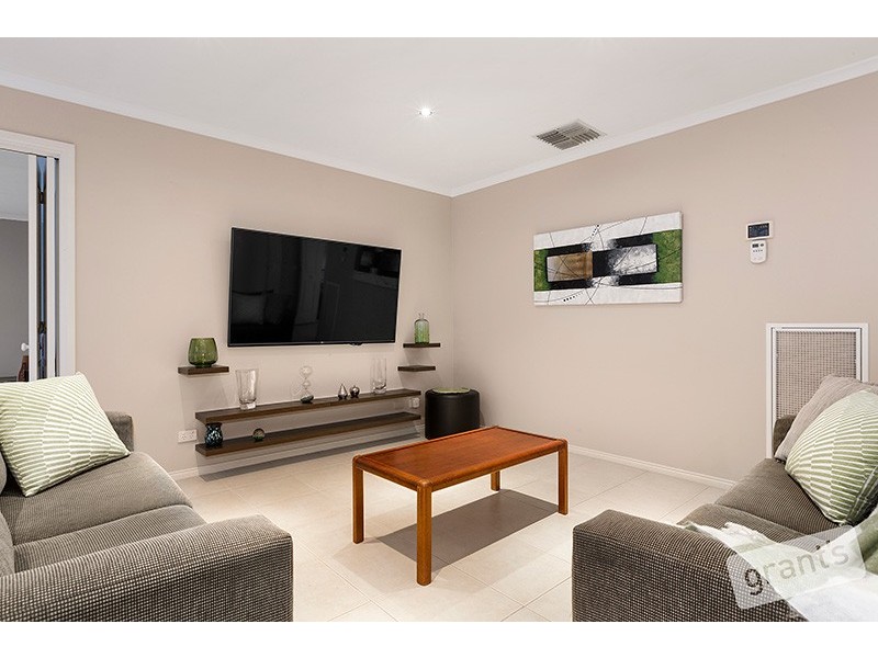 2 Scott Lee Drive, Beaconsfield VIC 3807