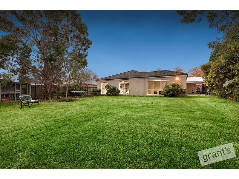 2 Scott Lee Drive, Beaconsfield VIC 3807