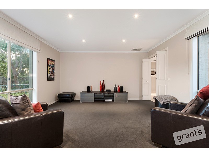2 Scott Lee Drive, Beaconsfield VIC 3807