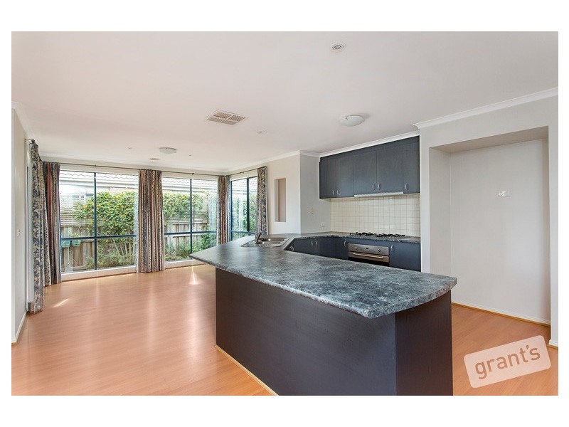 14 St Annes Crescent, Berwick VIC 3806