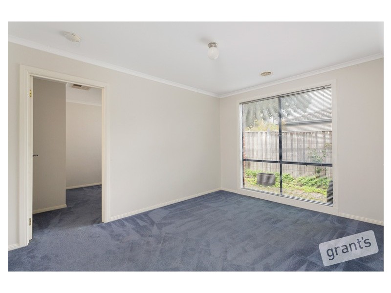 14 St Annes Crescent, Berwick VIC 3806