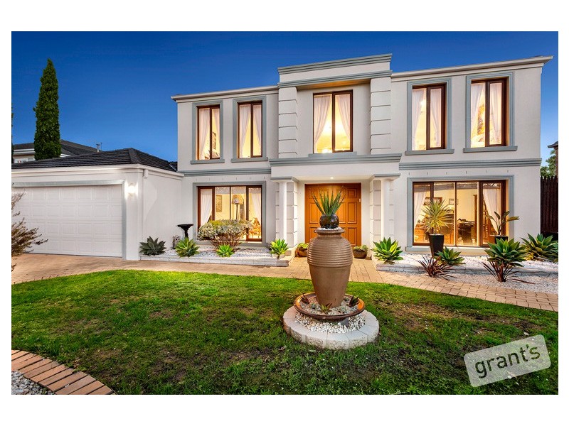 60 Berwick Springs Promenade, Narre Warren South VIC 3805