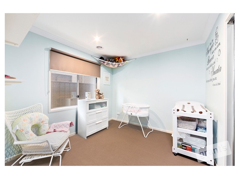 13 Lusitano Way, Clyde North VIC 3978