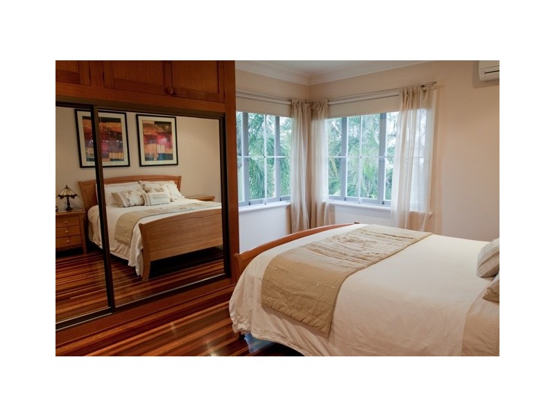 13 Howitt Street, North Ward QLD 4810