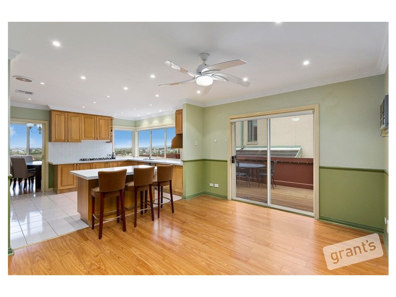 49 Lawrence Drive, Berwick VIC 3806