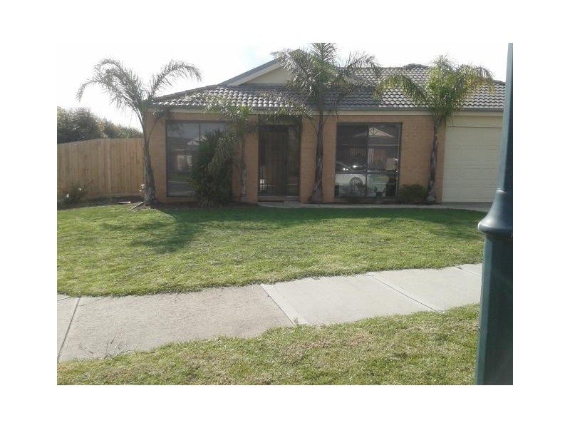 51 Kingston Avenue, Narre Warren VIC 3805