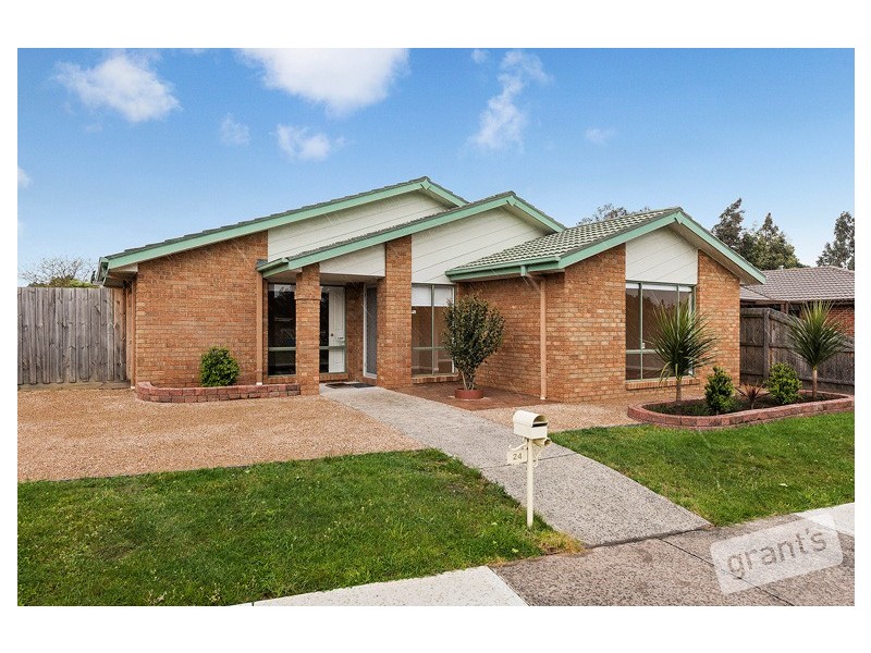 24 Coolong Avenue, Berwick VIC 3806
