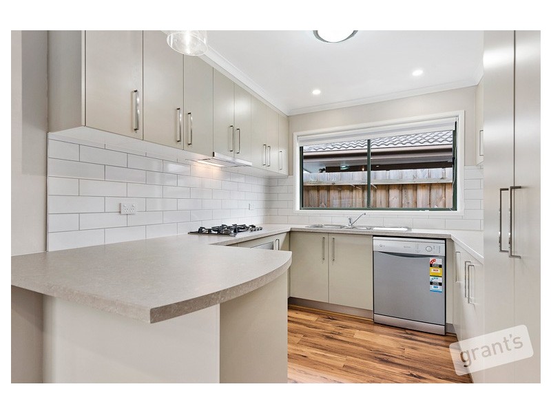 24 Coolong Avenue, Berwick VIC 3806