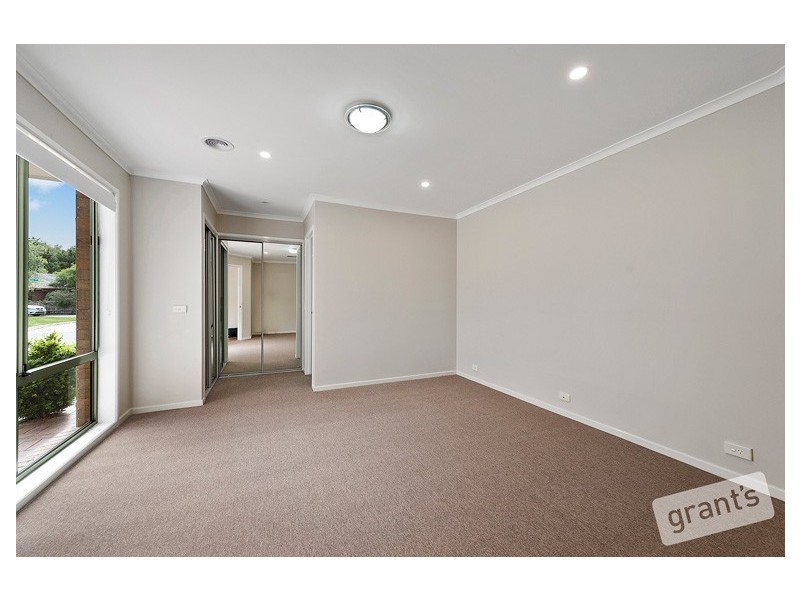 24 Coolong Avenue, Berwick VIC 3806