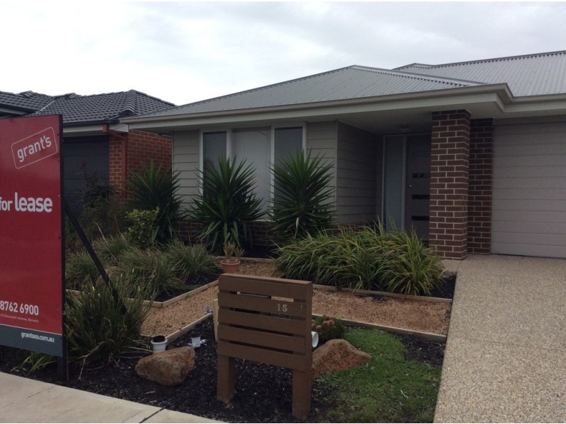 15 Orchid Street, Officer VIC 3809