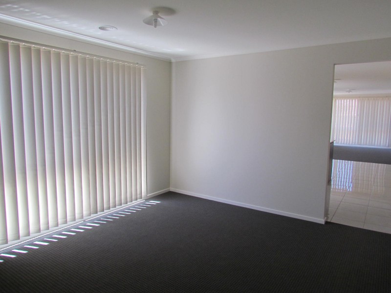 15 Orchid Street, Officer VIC 3809