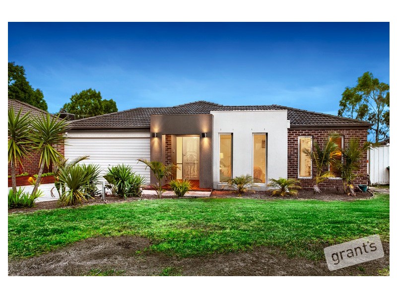11 Azure Place, Narre Warren South VIC 3805