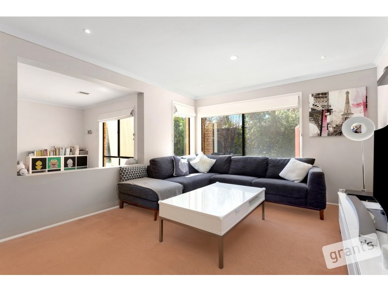 4 Dover Court, Narre Warren South VIC 3805