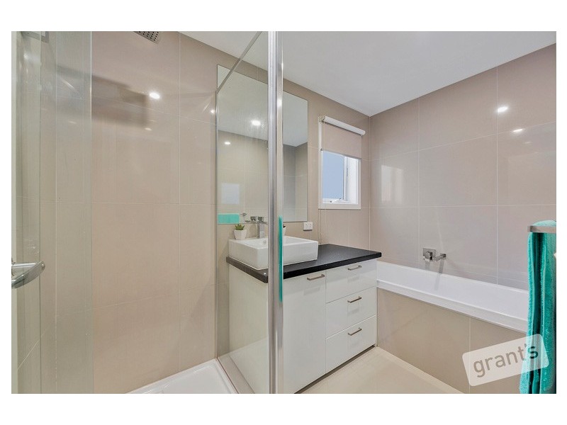 35 Macquarie Circuit, Pakenham VIC 3810