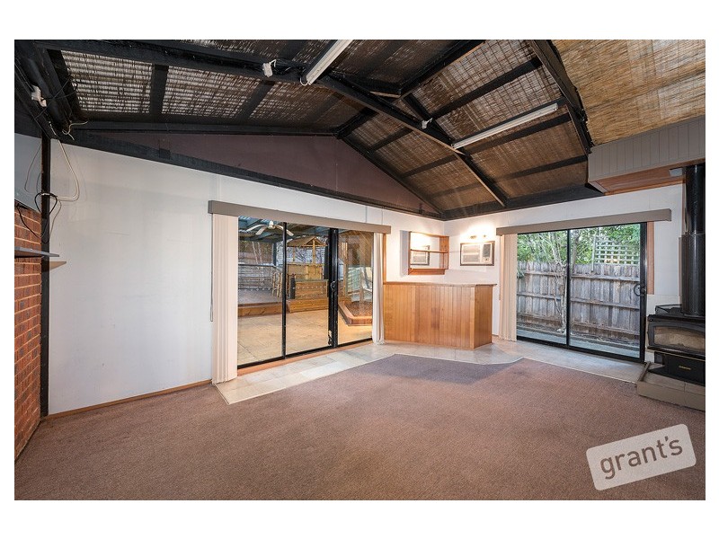 4 Edith Rise, Hampton Park VIC 3976