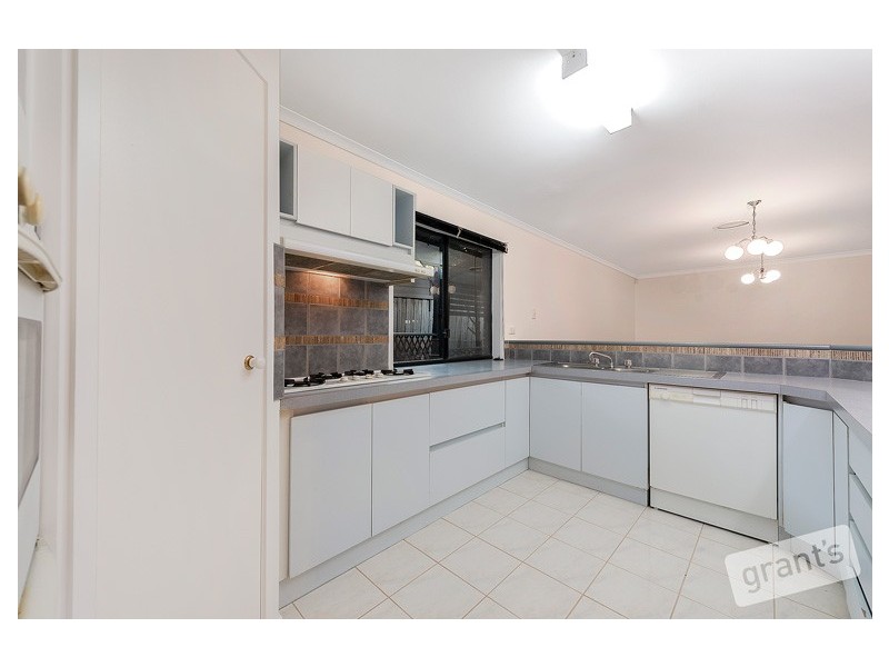 4 Edith Rise, Hampton Park VIC 3976