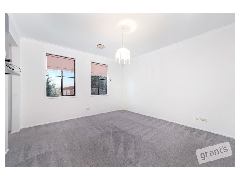 4 Edith Rise, Hampton Park VIC 3976