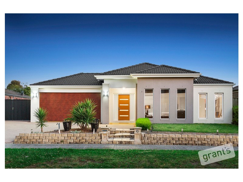 19 Saltbush Avenue, Lyndhurst VIC 3975