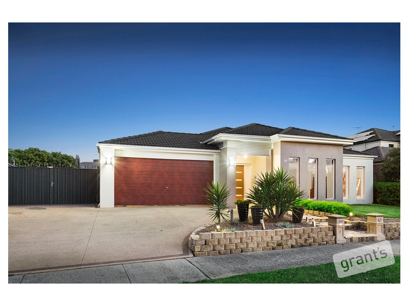 19 Saltbush Avenue, Lyndhurst VIC 3975