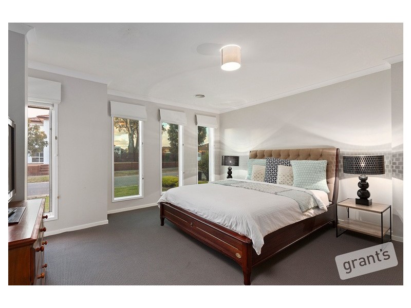 19 Saltbush Avenue, Lyndhurst VIC 3975