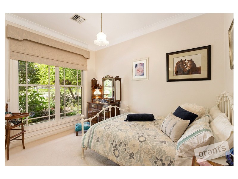 232 Eramosa Road West, Moorooduc VIC 3933